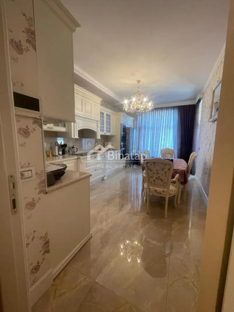 Продаётся 4-комн. новостройка 215 м², м. Низами — фото 10