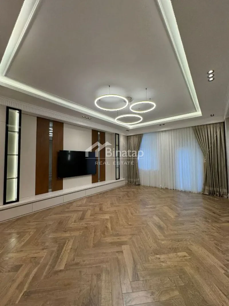 Satılır 4 otaqlı yeni tikili 185 m², Elmlər Akademiyası m.