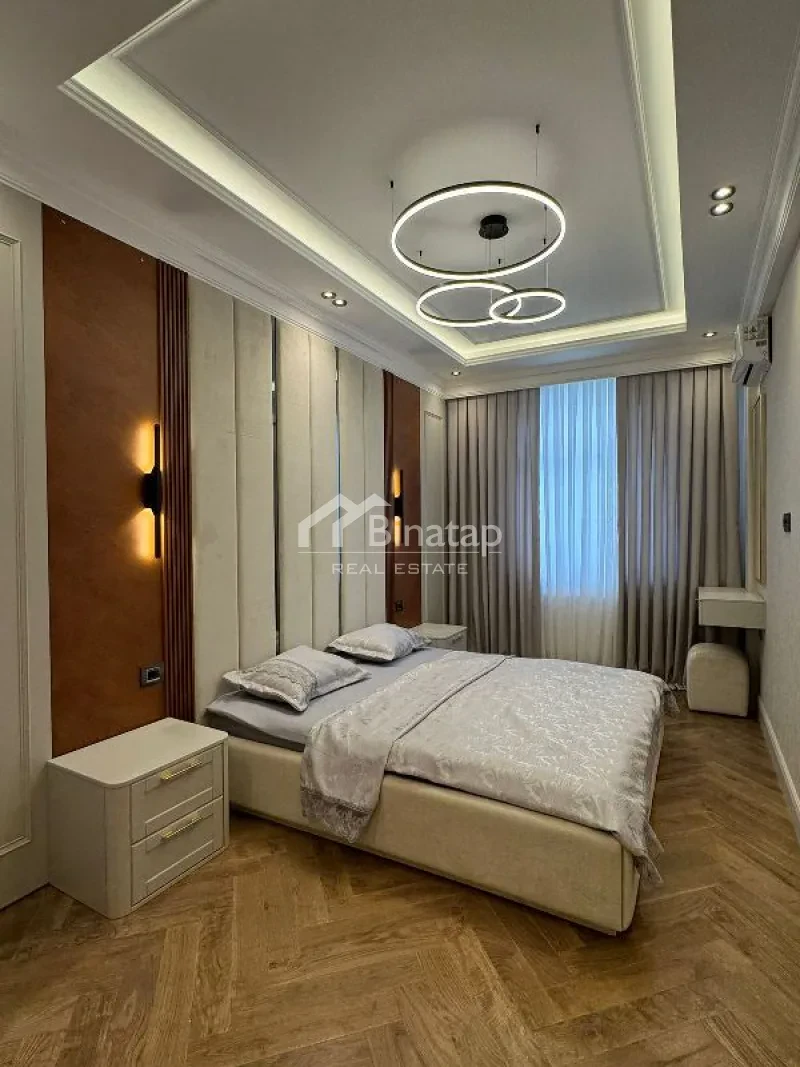 Продаётся 4-комн. новостройка 166 м², м. Элмляр Академиясы — фото 4