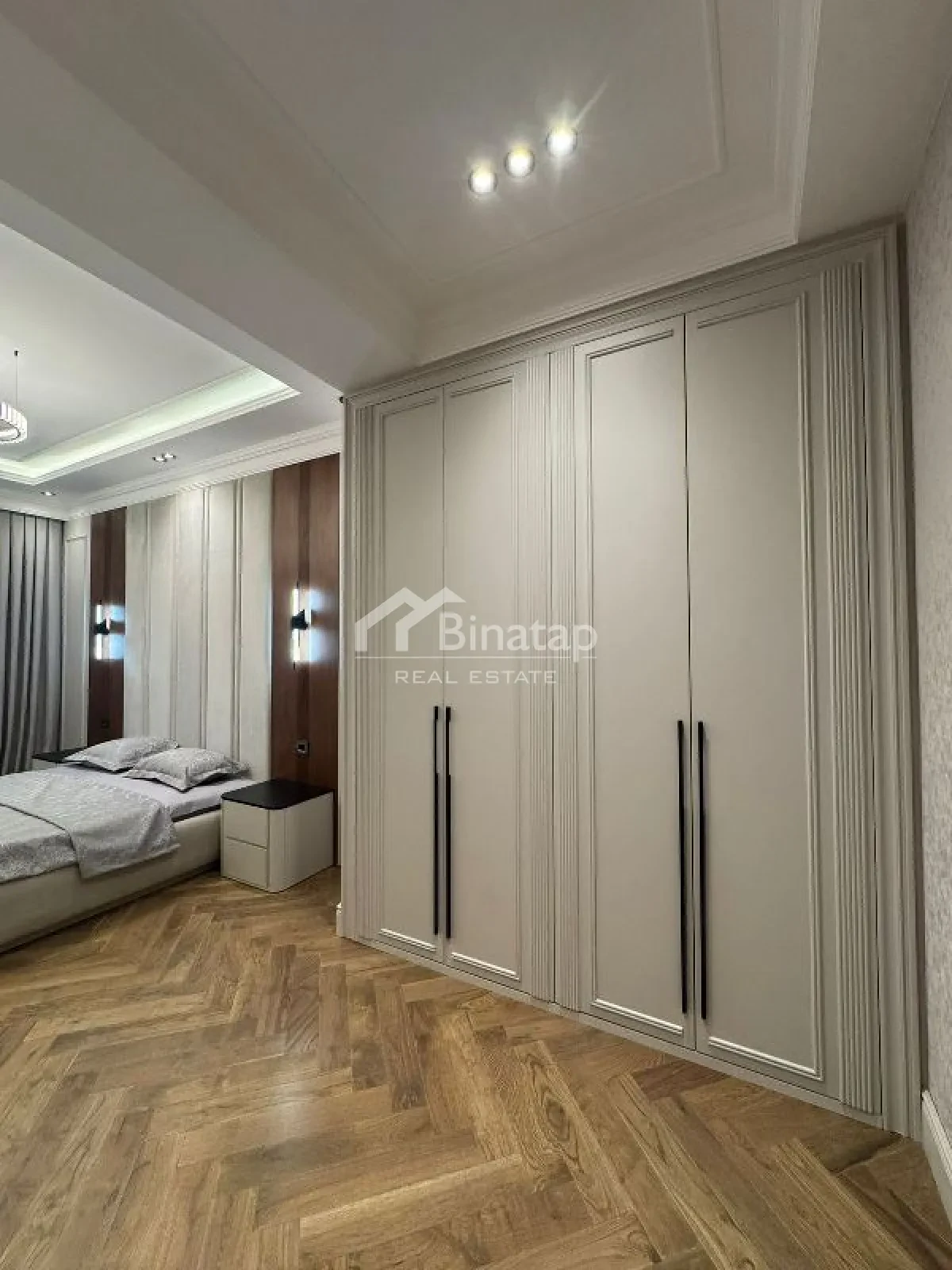 Продаётся 4-комн. новостройка 166 м², м. Элмляр Академиясы — фото 5