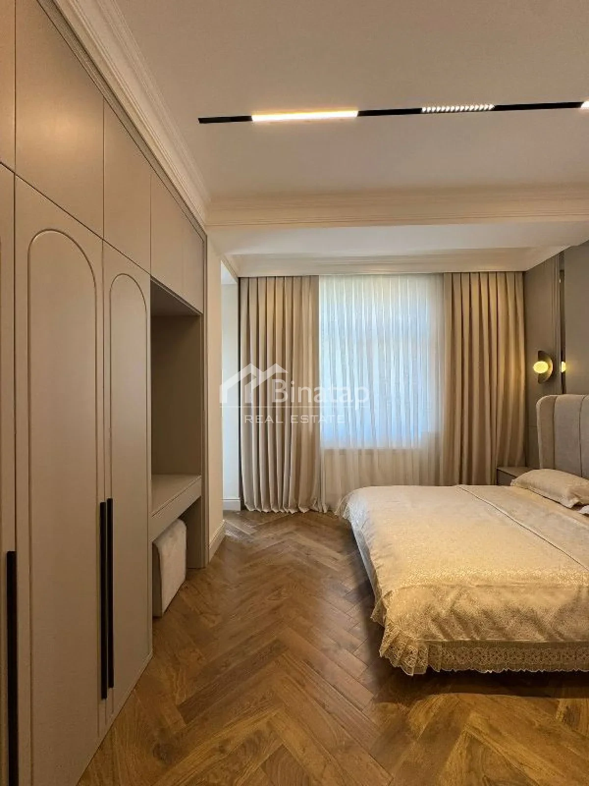 Продаётся 4-комн. новостройка 166 м², м. Элмляр Академиясы — фото 11