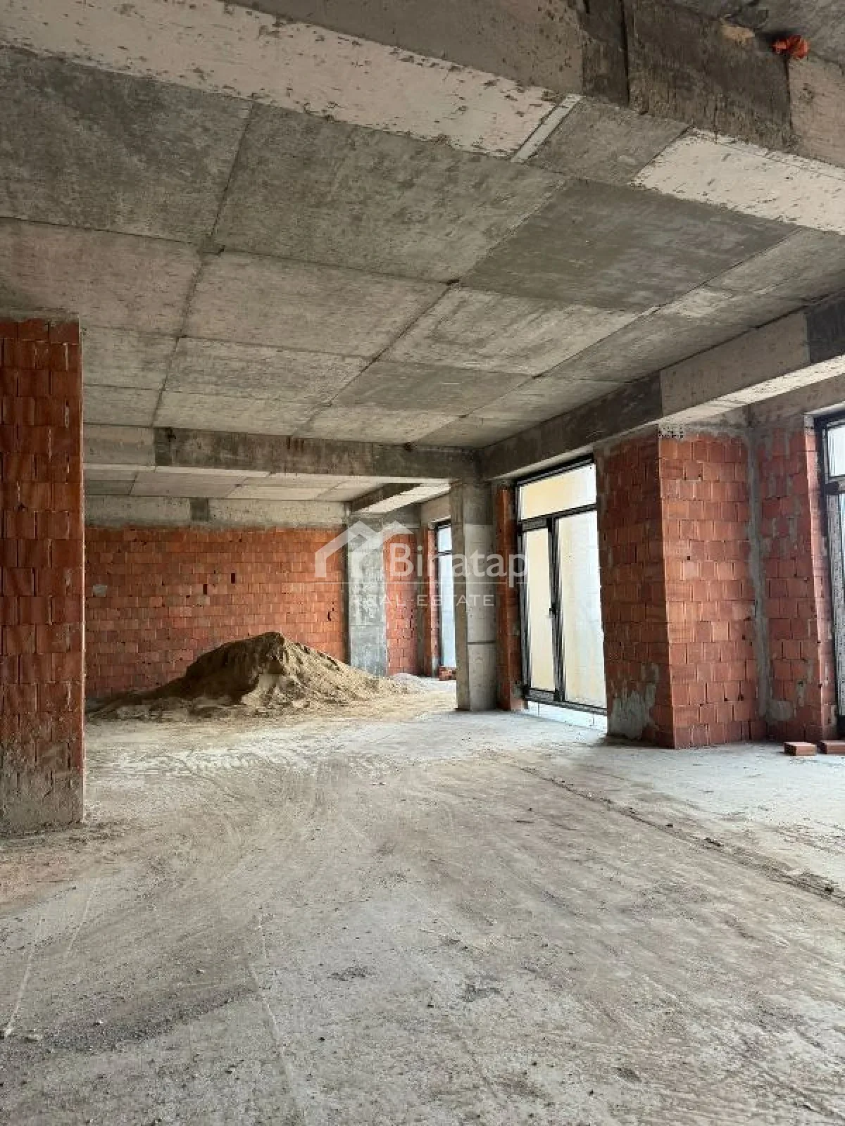 Продаётся 3-комн. новостройка 136 м², м. Низами — фото 6