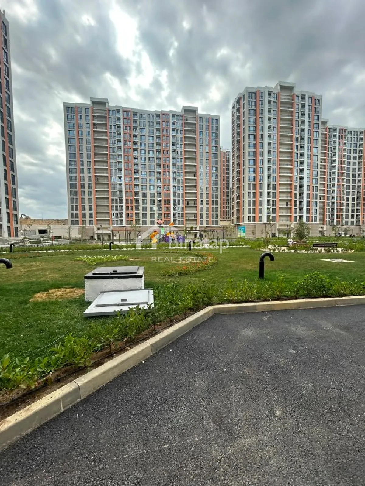Продаётся 3-комн. новостройка 71 м², м. Элмляр Академиясы — фото 3