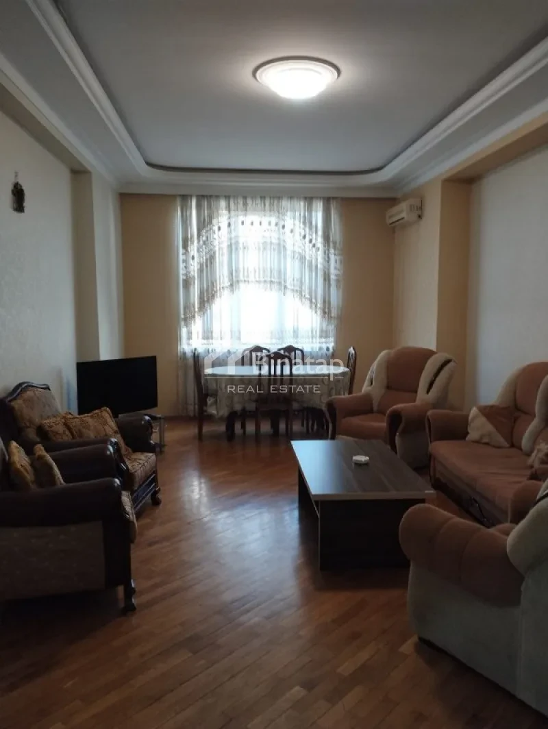 Satılır 2 otaqlı yeni tikili 95 m², 28 May m.