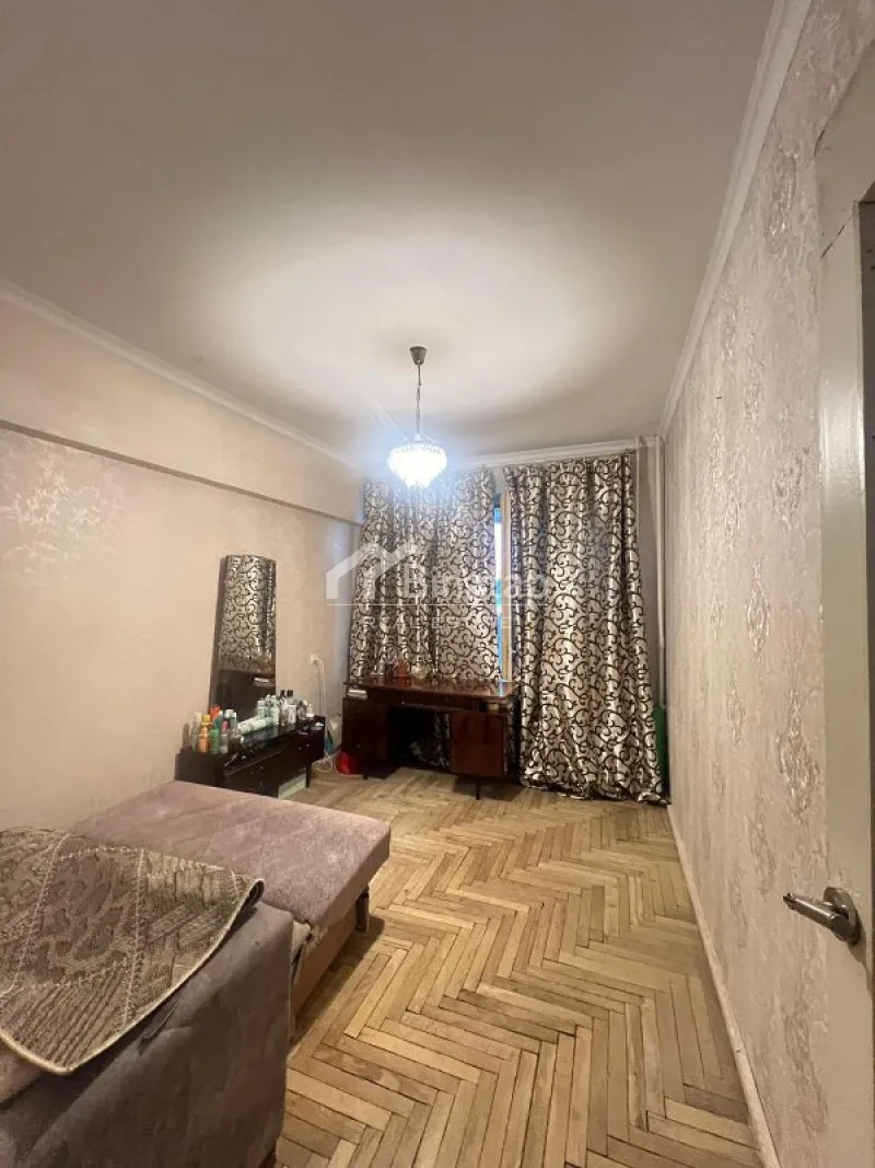 Продаётся 3-комн. квартира 100 м², м. 28 Мая — фото 2