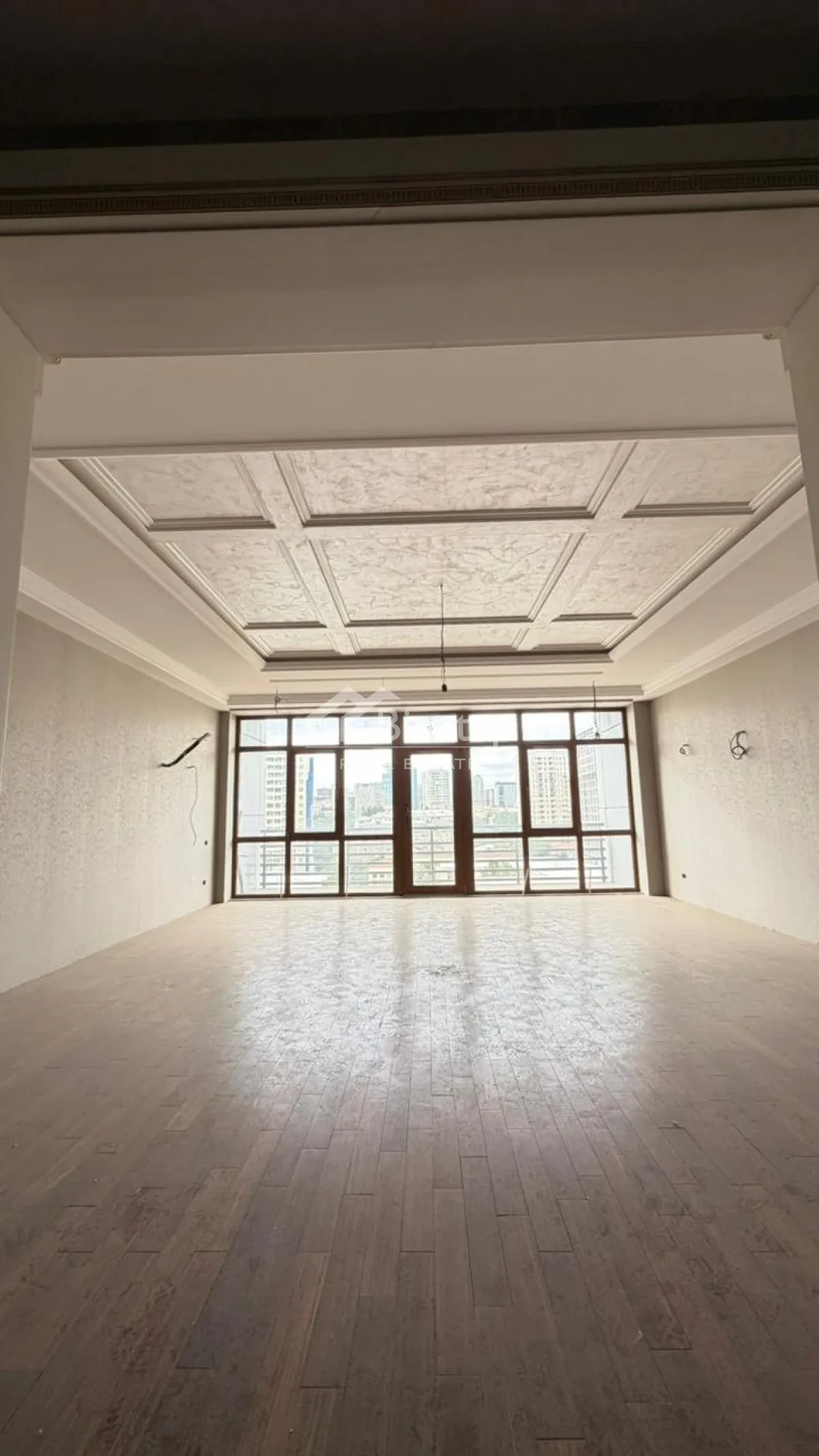 Продаётся 4-комн. новостройка 200 м², Насиминский р-н — фото 1
