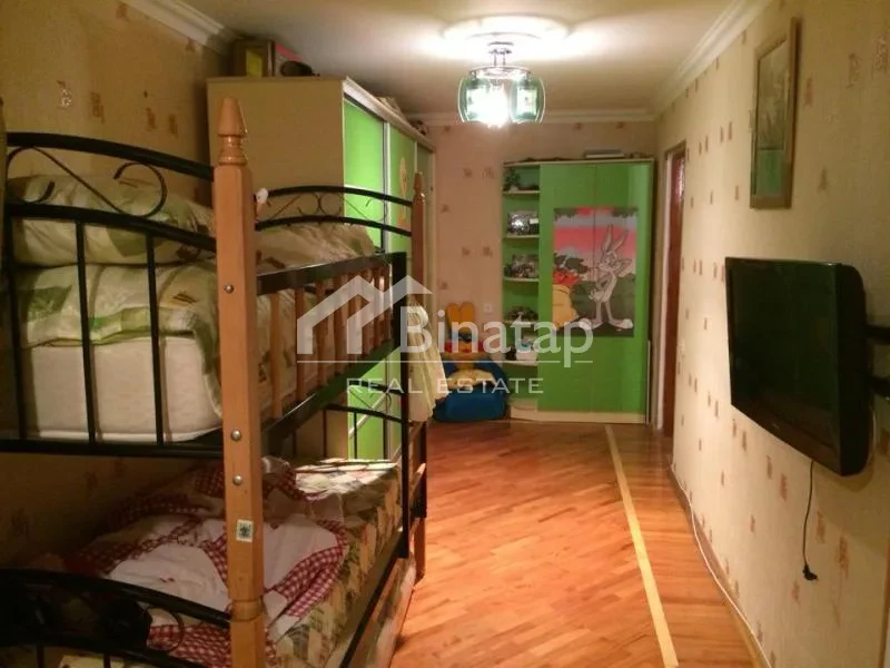 Продаётся 4-комн. квартира 93 м², м. Гянджлик — фото 7