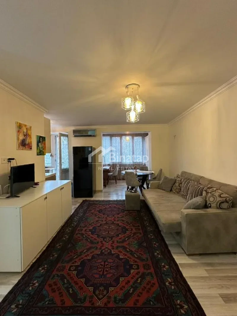 Satılır 2 otaqlı köhnə tikili 50 m²
