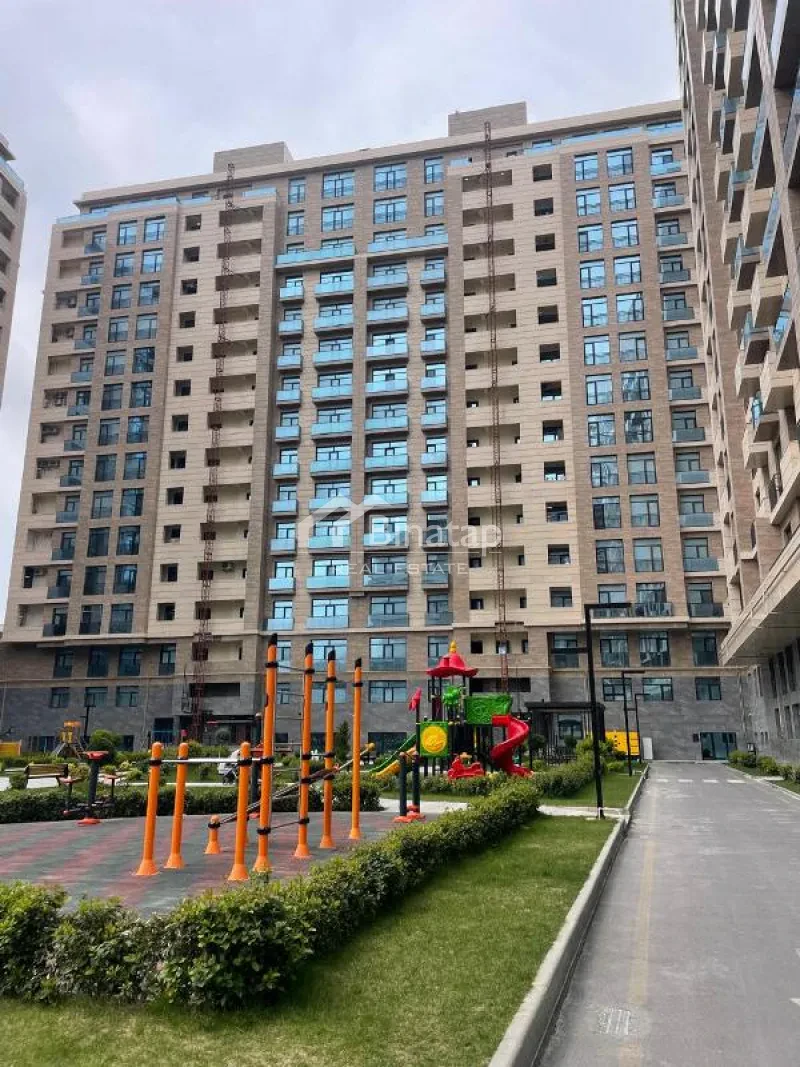 Satılır 4 otaqlı yeni tikili 190.5 m², 28 May m.
