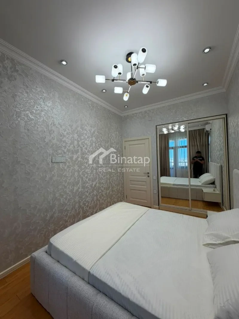 Продаётся 2-комн. новостройка 55 м², м. Элмляр Академиясы — фото 5