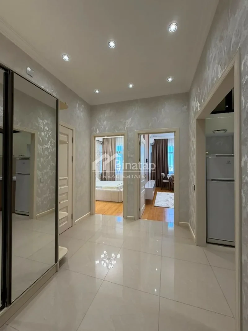 Продаётся 2-комн. новостройка 55 м², м. Элмляр Академиясы — фото 7