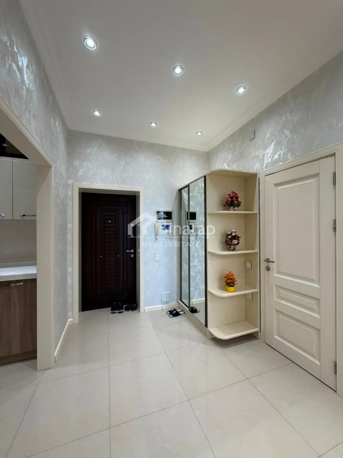 Продаётся 2-комн. новостройка 55 м², м. Элмляр Академиясы — фото 13