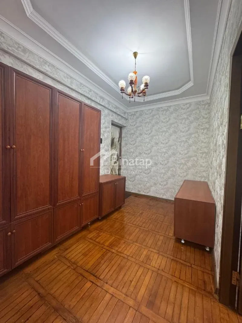 Satılır 3 otaqlı köhnə tikili 72 m², Elmlər Akademiyası m. — şəkil 4