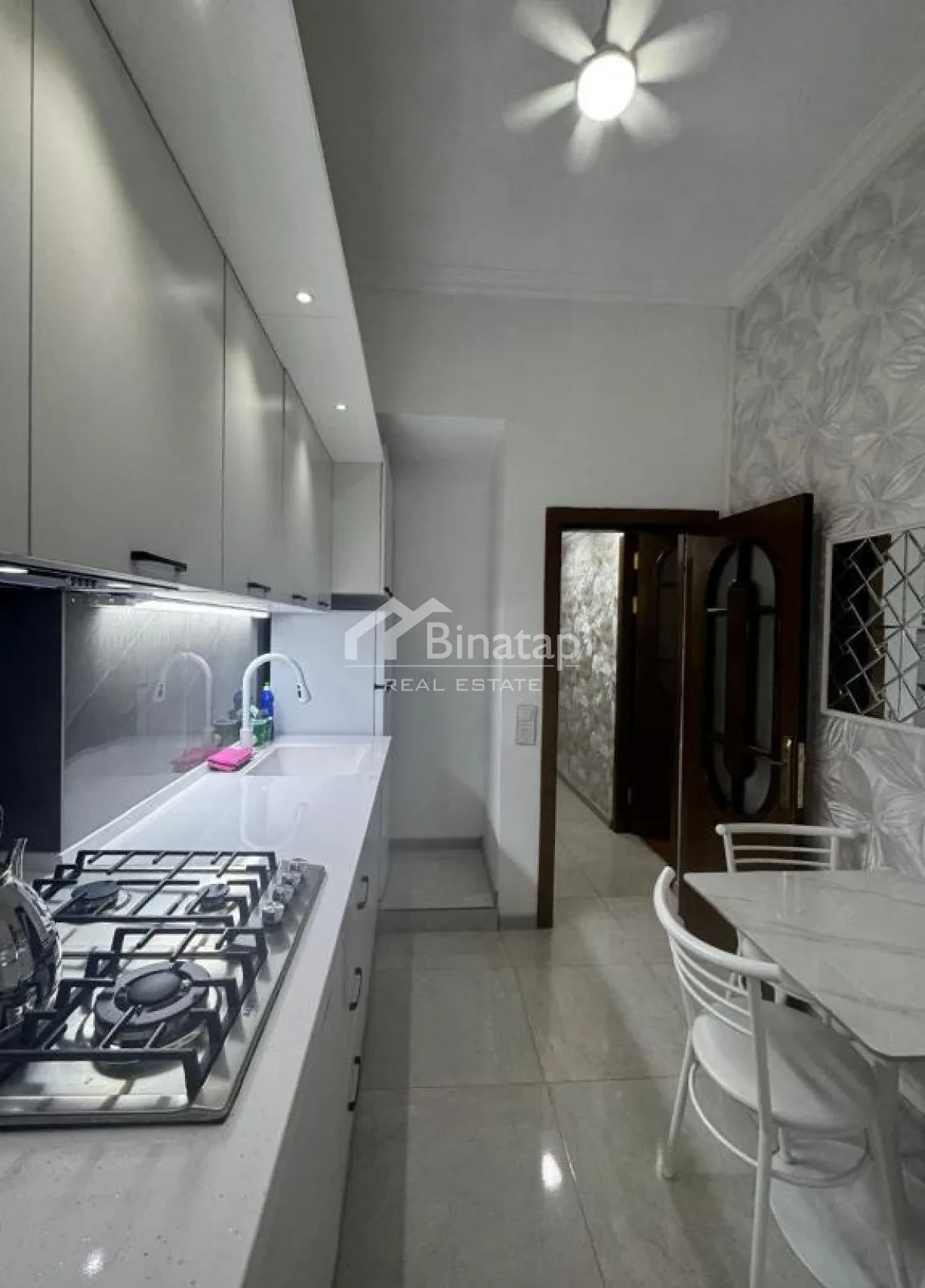 Satılır 3 otaqlı köhnə tikili 72 m², Elmlər Akademiyası m. — şəkil 8