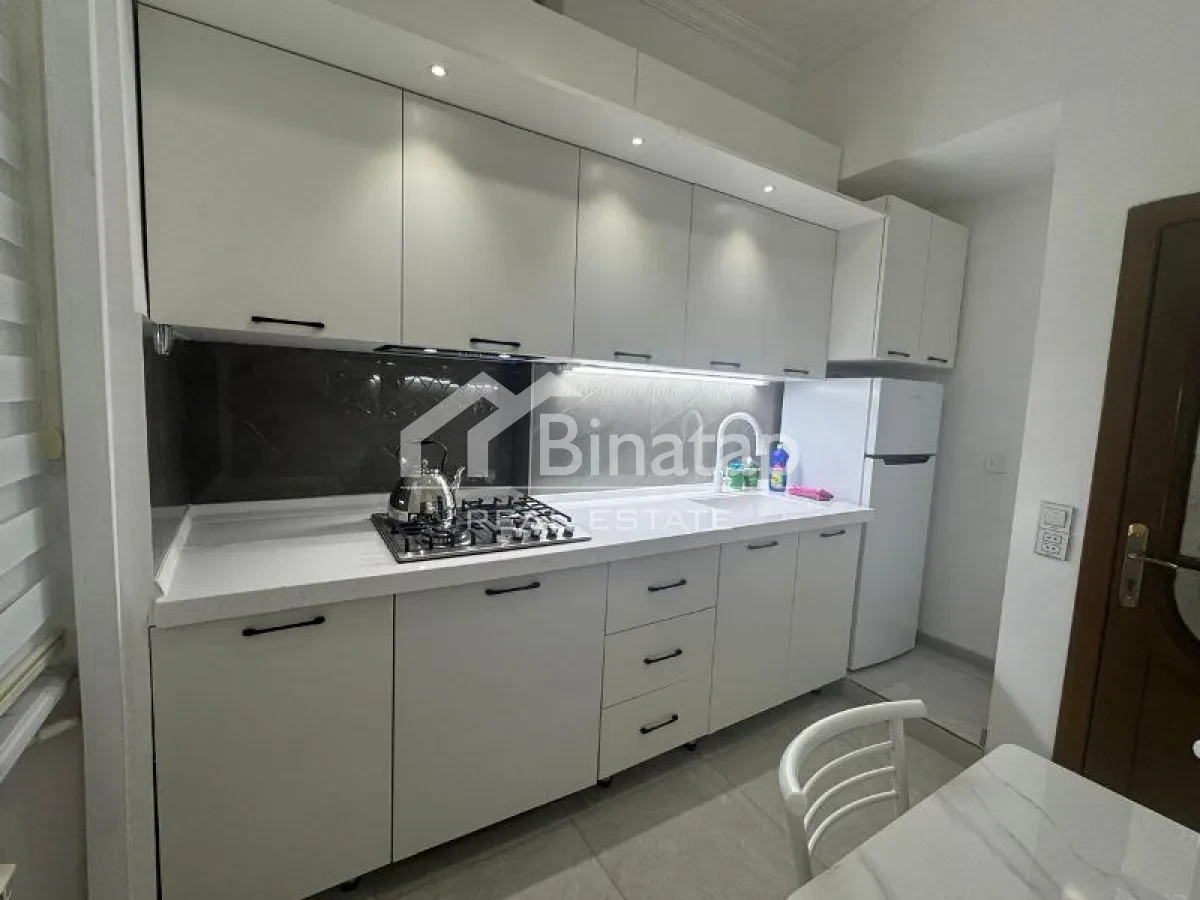 Satılır 3 otaqlı köhnə tikili 72 m², Elmlər Akademiyası m. — şəkil 9