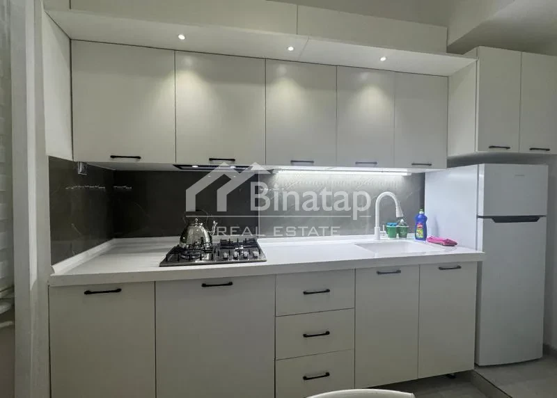 Satılır 3 otaqlı köhnə tikili 72 m², Elmlər Akademiyası m. — şəkil 10