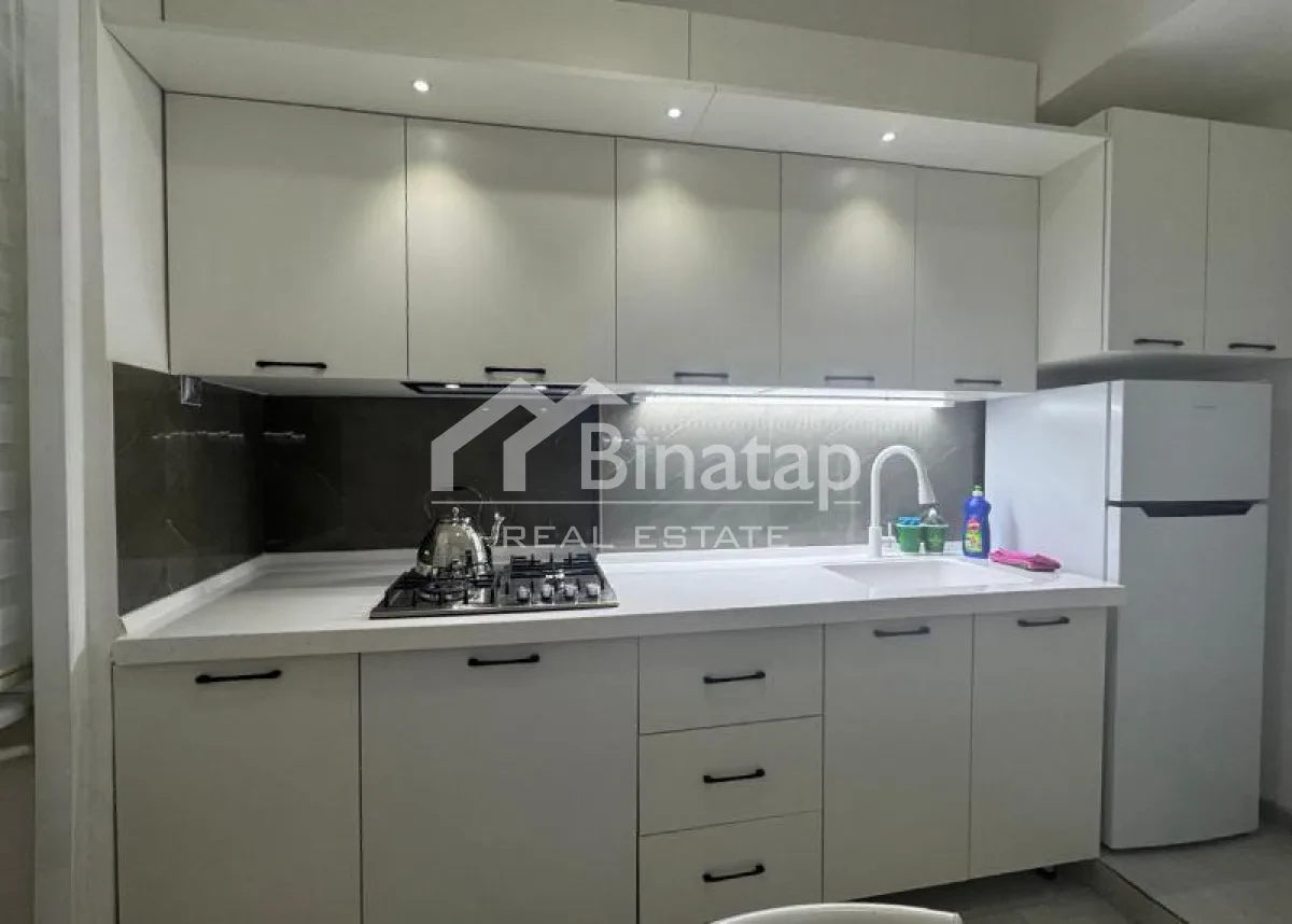 Satılır 3 otaqlı köhnə tikili 72 m², Elmlər Akademiyası m. — şəkil 10