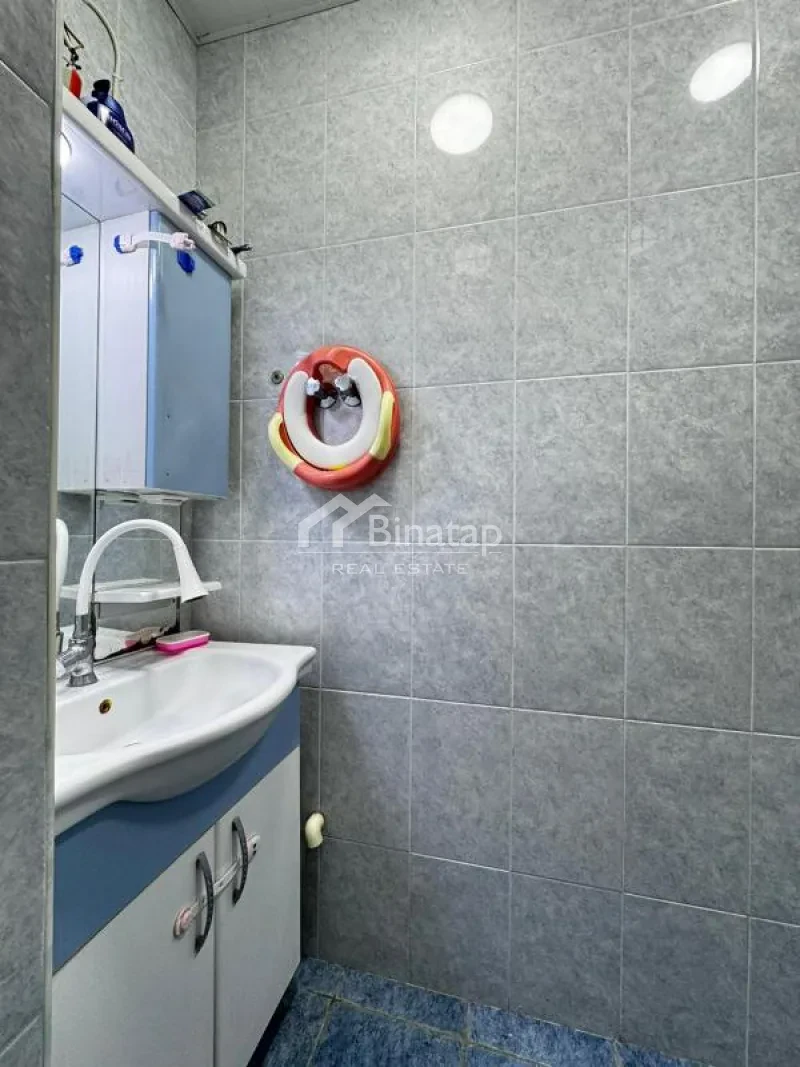 Satılır 2 otaqlı köhnə tikili 35 m², Elmlər Akademiyası m. — şəkil 10