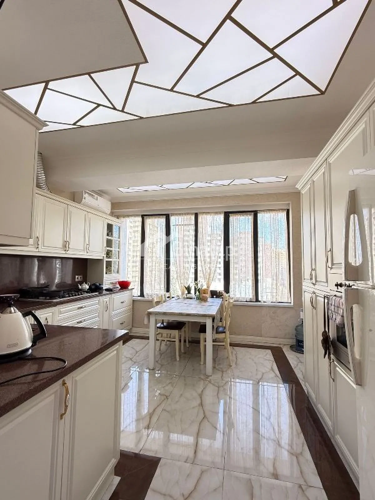 Продаётся 4-комн. новостройка 160 м², м. 28 Мая — фото 10