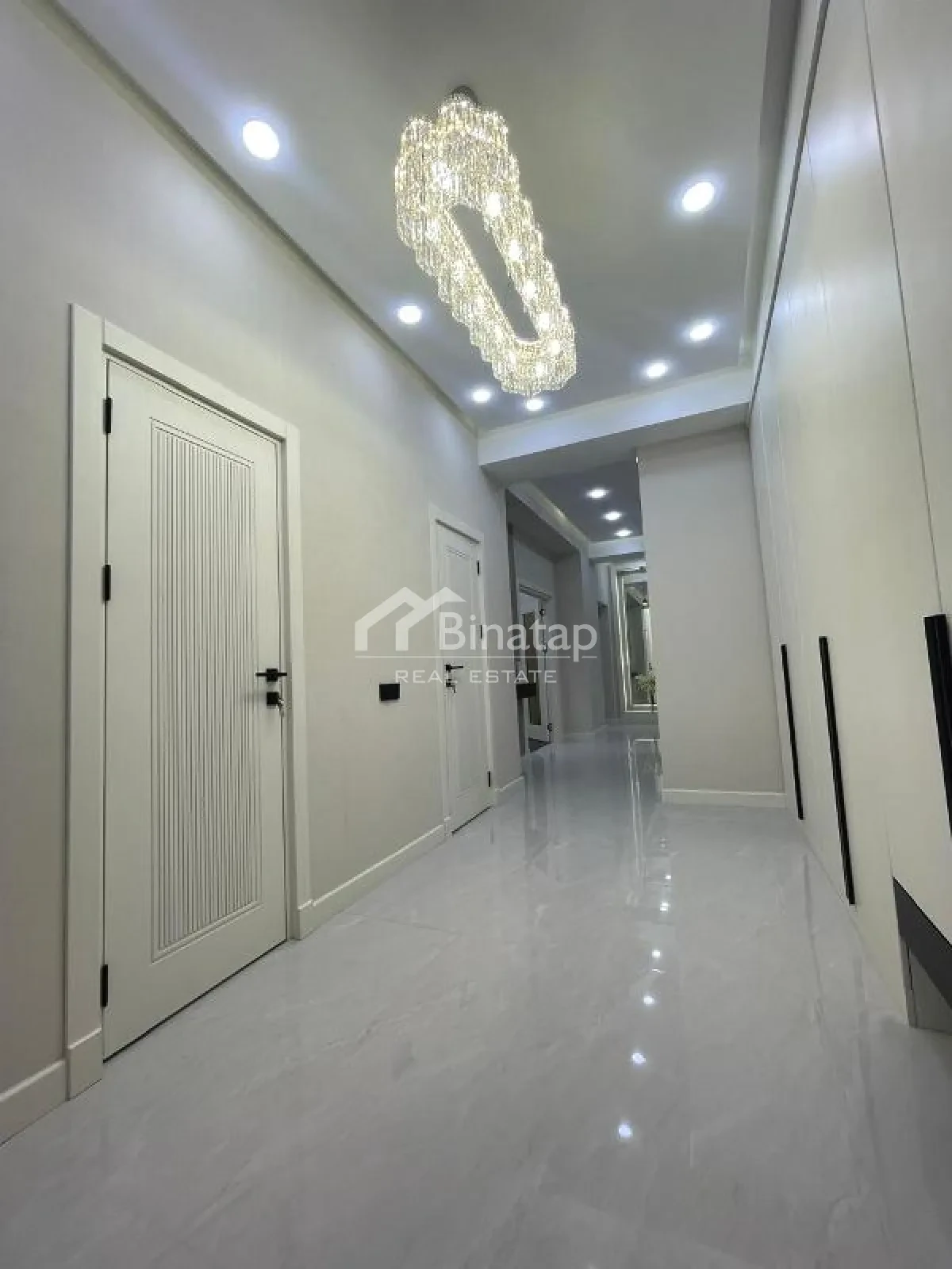 Продаётся 3-комн. новостройка 172 м², м. Элмляр Академиясы — фото 10