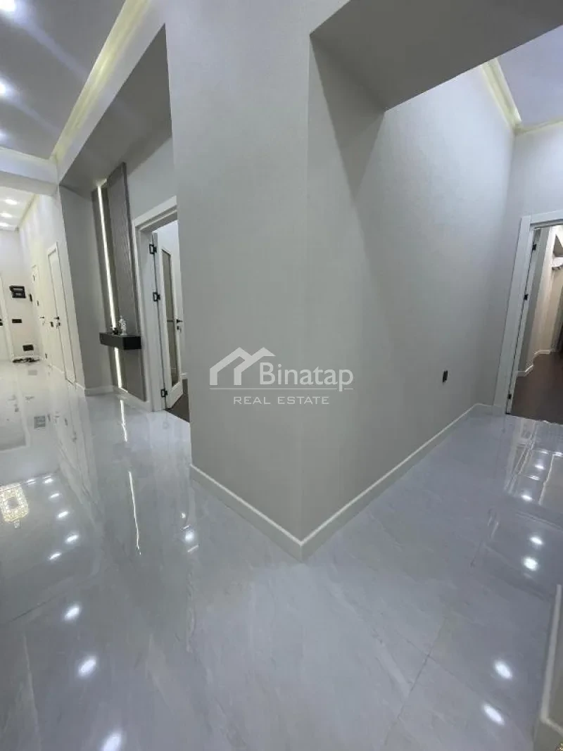 Продаётся 3-комн. новостройка 172 м², м. Элмляр Академиясы — фото 11