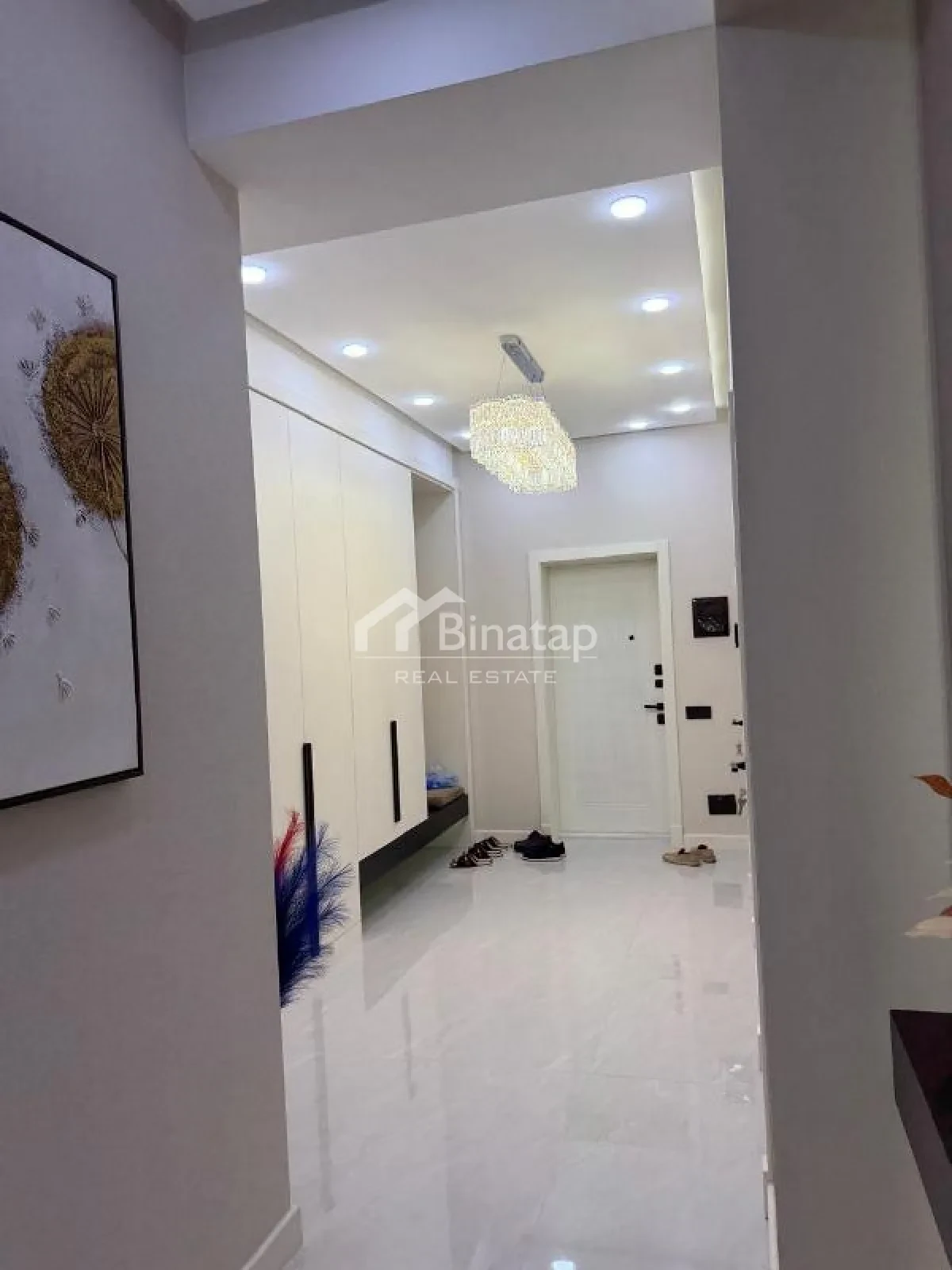 Продаётся 3-комн. новостройка 172 м², м. Элмляр Академиясы — фото 8