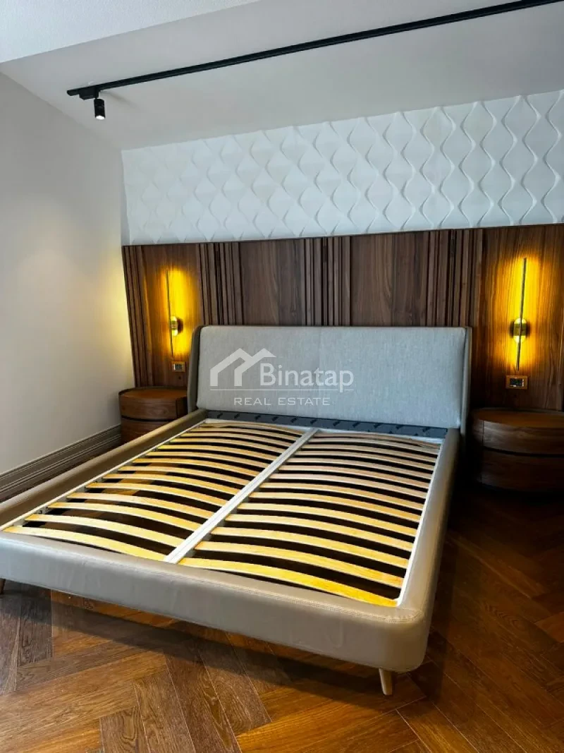 Satılır 4 otaqlı yeni tikili 300 m², 8 Noyabr m. — şəkil 12