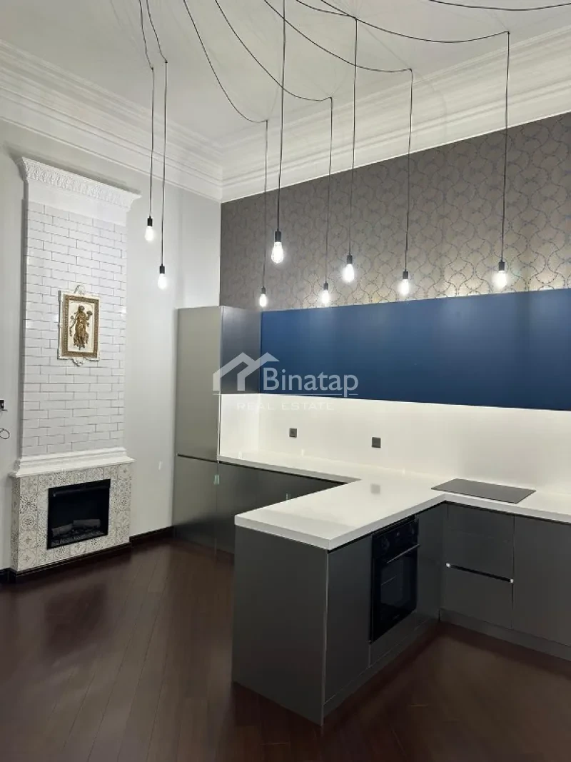 Satılır 1 otaqlı köhnə tikili 40 m², Səbail r. — şəkil 2
