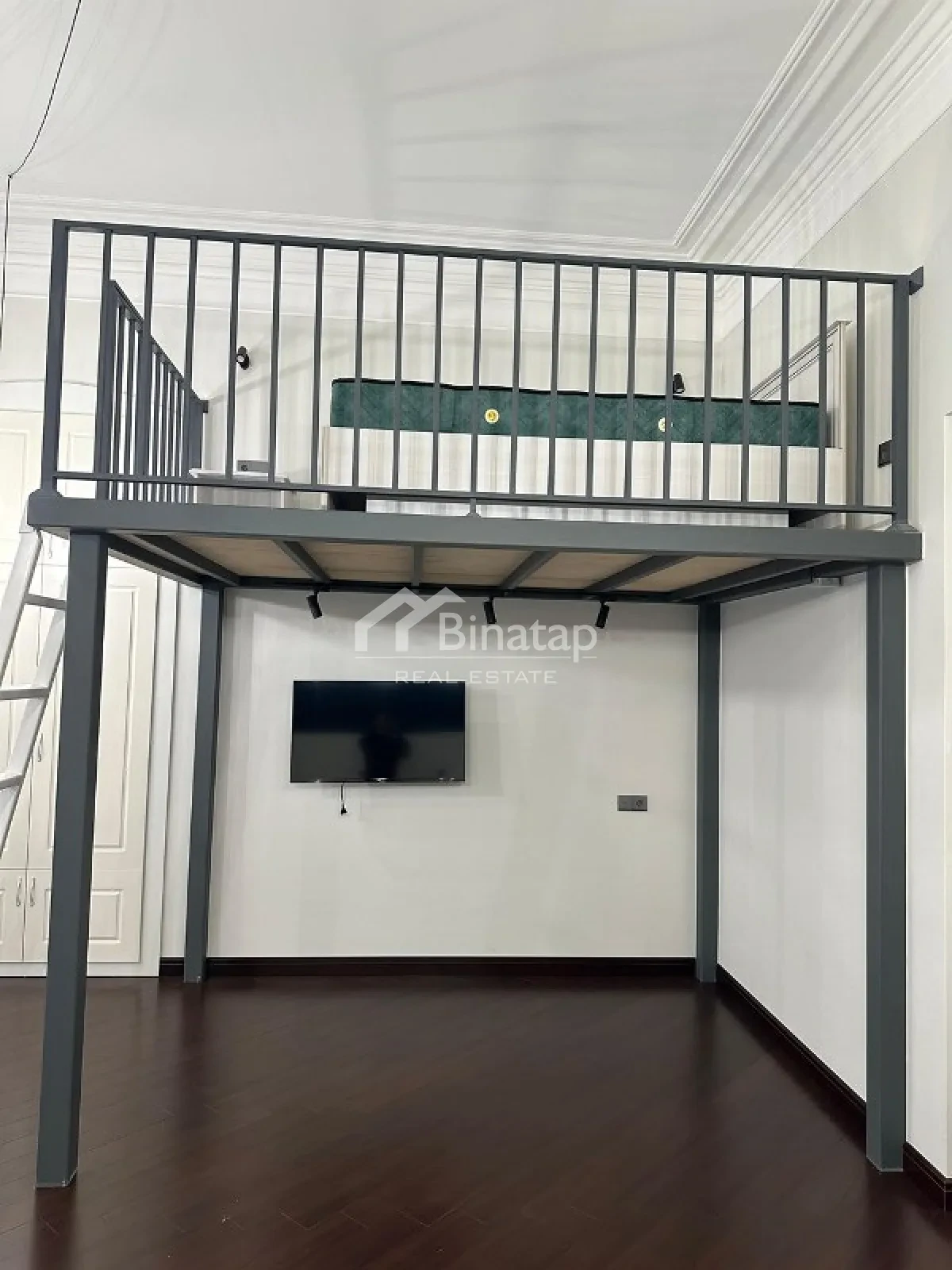 Satılır 1 otaqlı köhnə tikili 40 m², Səbail r. — şəkil 3