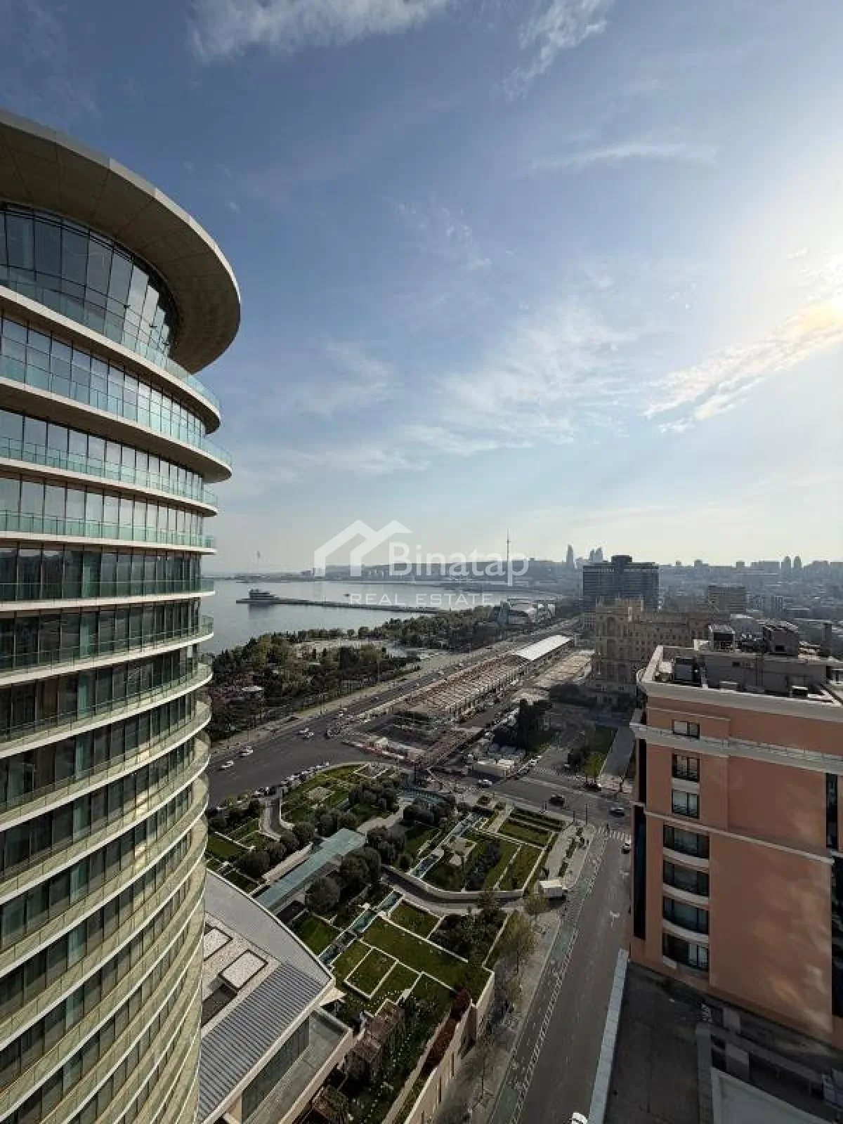 Satılır 4 otaqlı yeni tikili 240 m², Sahil m. — şəkil 3