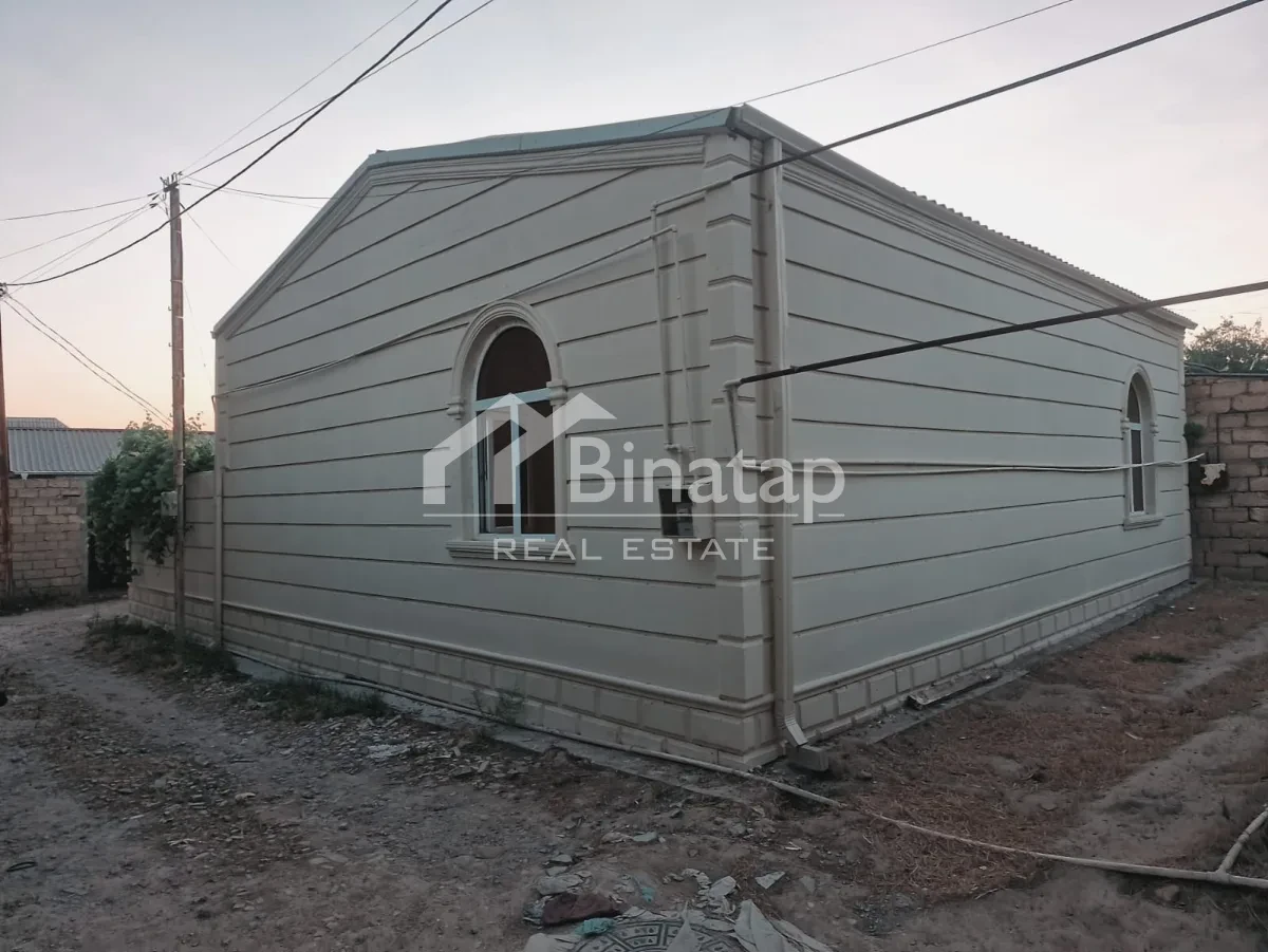 Satılır 3 otaqlı həyət evi / bağ evi 90 m², Binəqədi r. — şəkil 2