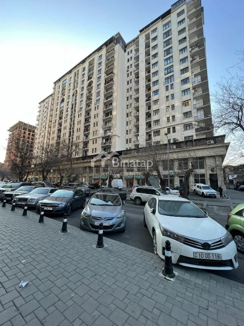 Satılır 3 otaqlı yeni tikili 113 m², 28 May m.