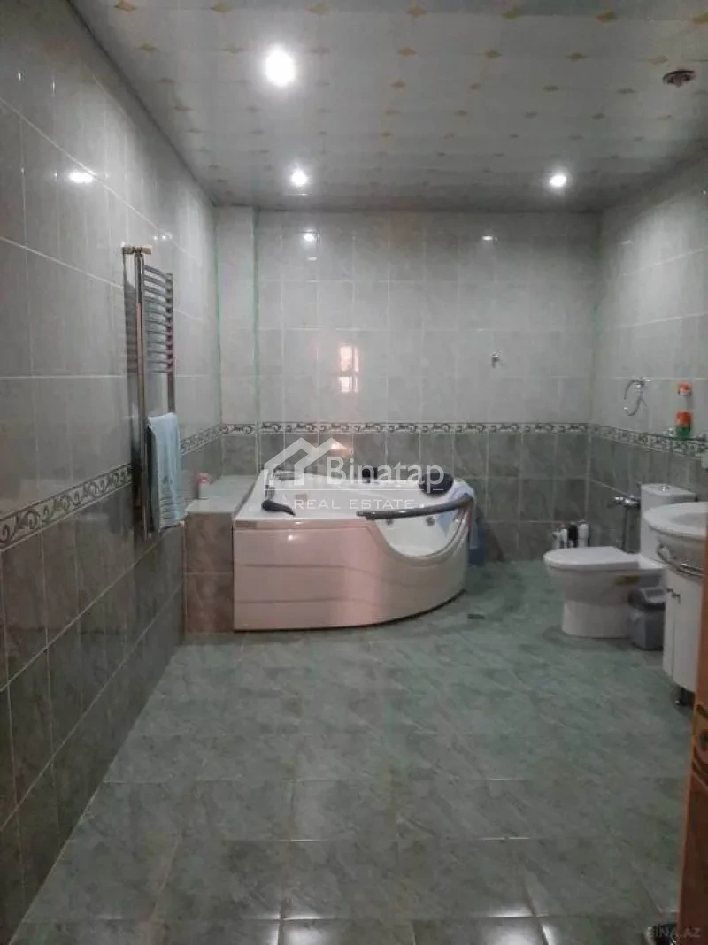 Satılır 5+ otaqlı həyət evi / bağ evi 375 m², Badamdar qəs. — şəkil 9