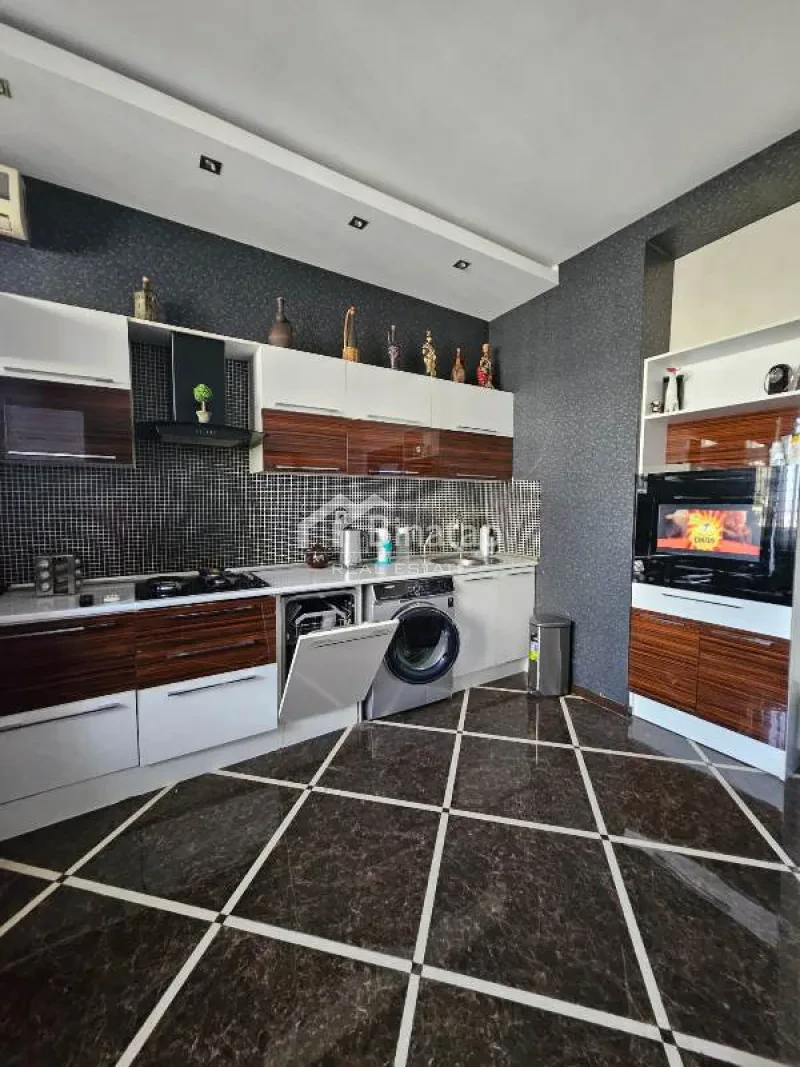 Satılır 3 otaqlı yeni tikili 136 m², 8 Noyabr m. — şəkil 8