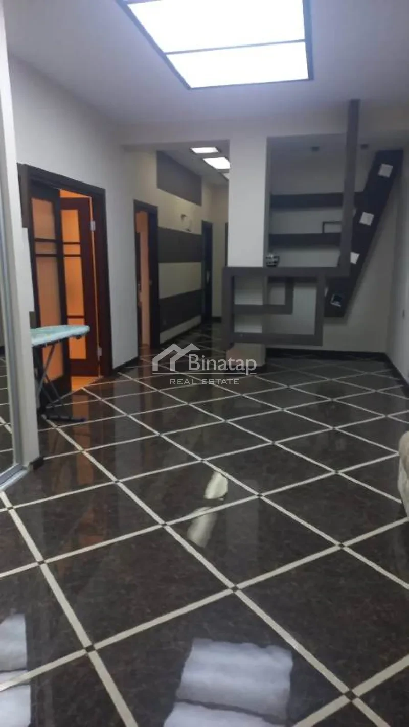 Satılır 3 otaqlı yeni tikili 136 m², 8 Noyabr m. — şəkil 10