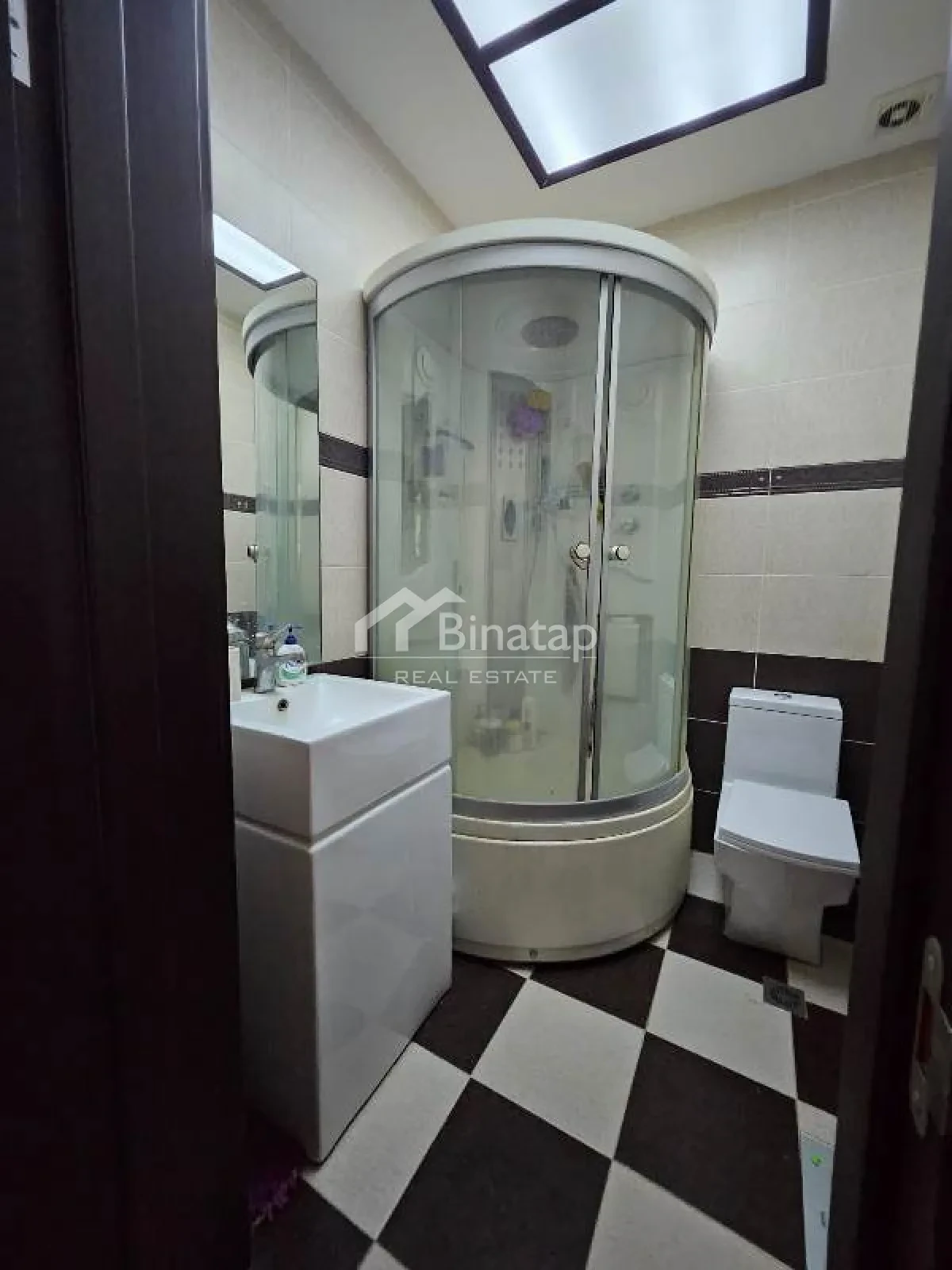 Satılır 3 otaqlı yeni tikili 136 m², 8 Noyabr m. — şəkil 11