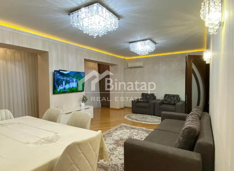 Satılır 3 otaqlı köhnə tikili 100 m², Elmlər Akademiyası m.
