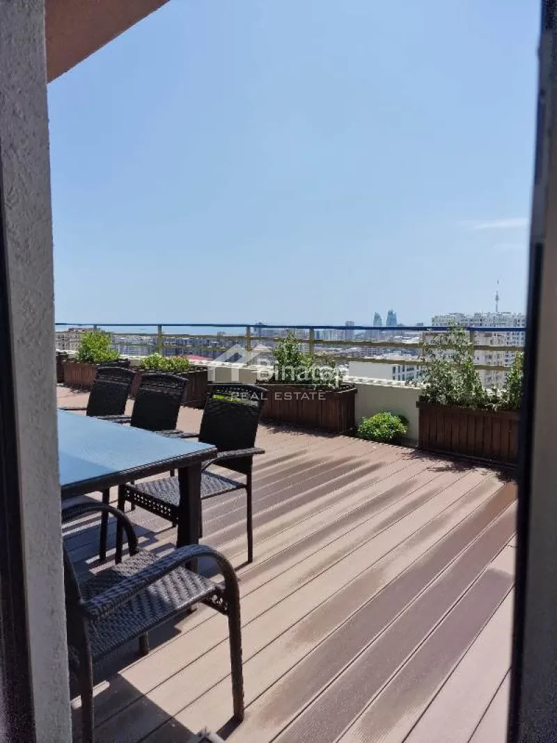 Satılır 5+ otaqlı yeni tikili 260 m², İnşaatçılar m.