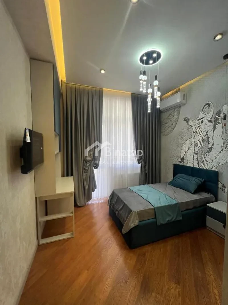 Satılır 4 otaqlı yeni tikili 145 m², 8 Noyabr m. — şəkil 9