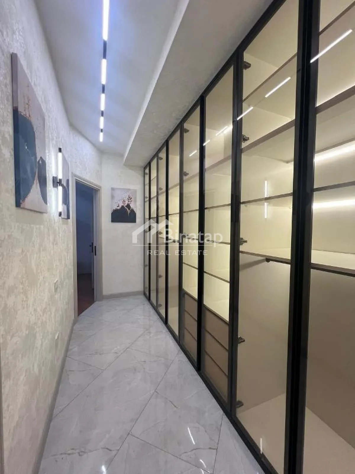 Satılır 4 otaqlı yeni tikili 145 m², 8 Noyabr m. — şəkil 13