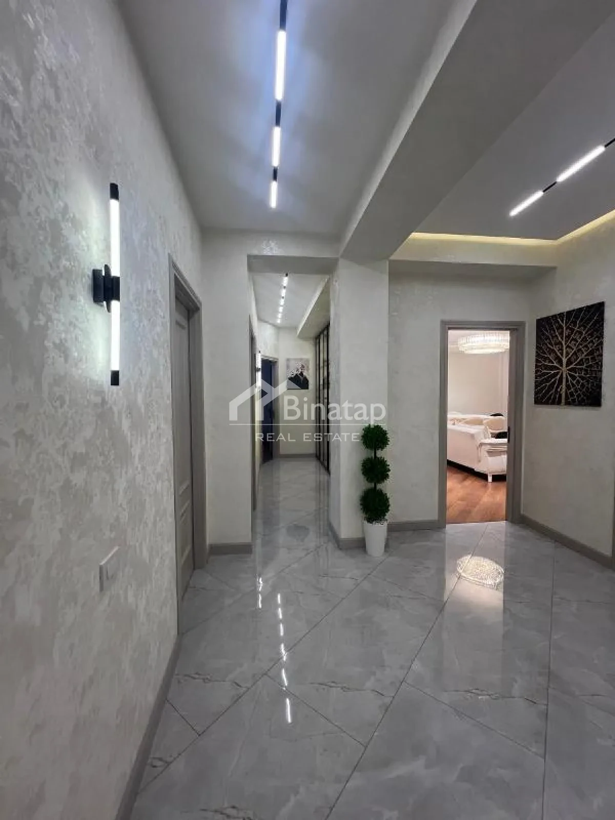 Satılır 4 otaqlı yeni tikili 145 m², 8 Noyabr m. — şəkil 17