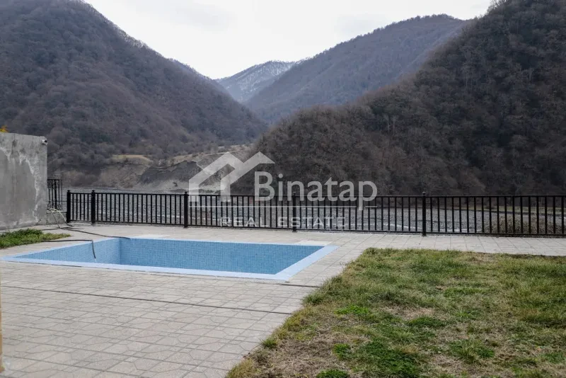 Satılır 5+ otaqlı həyət evi / bağ evi 300 m², Qax r. — şəkil 4