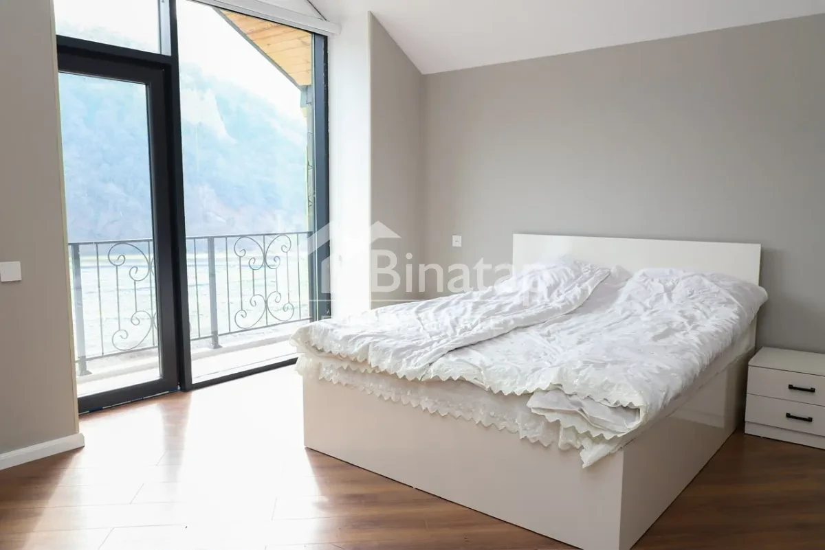Satılır 5+ otaqlı həyət evi / bağ evi 300 m², Qax r. — şəkil 6