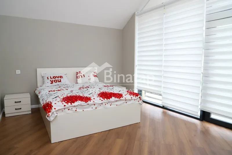 Satılır 5+ otaqlı həyət evi / bağ evi 300 m², Qax r. — şəkil 14