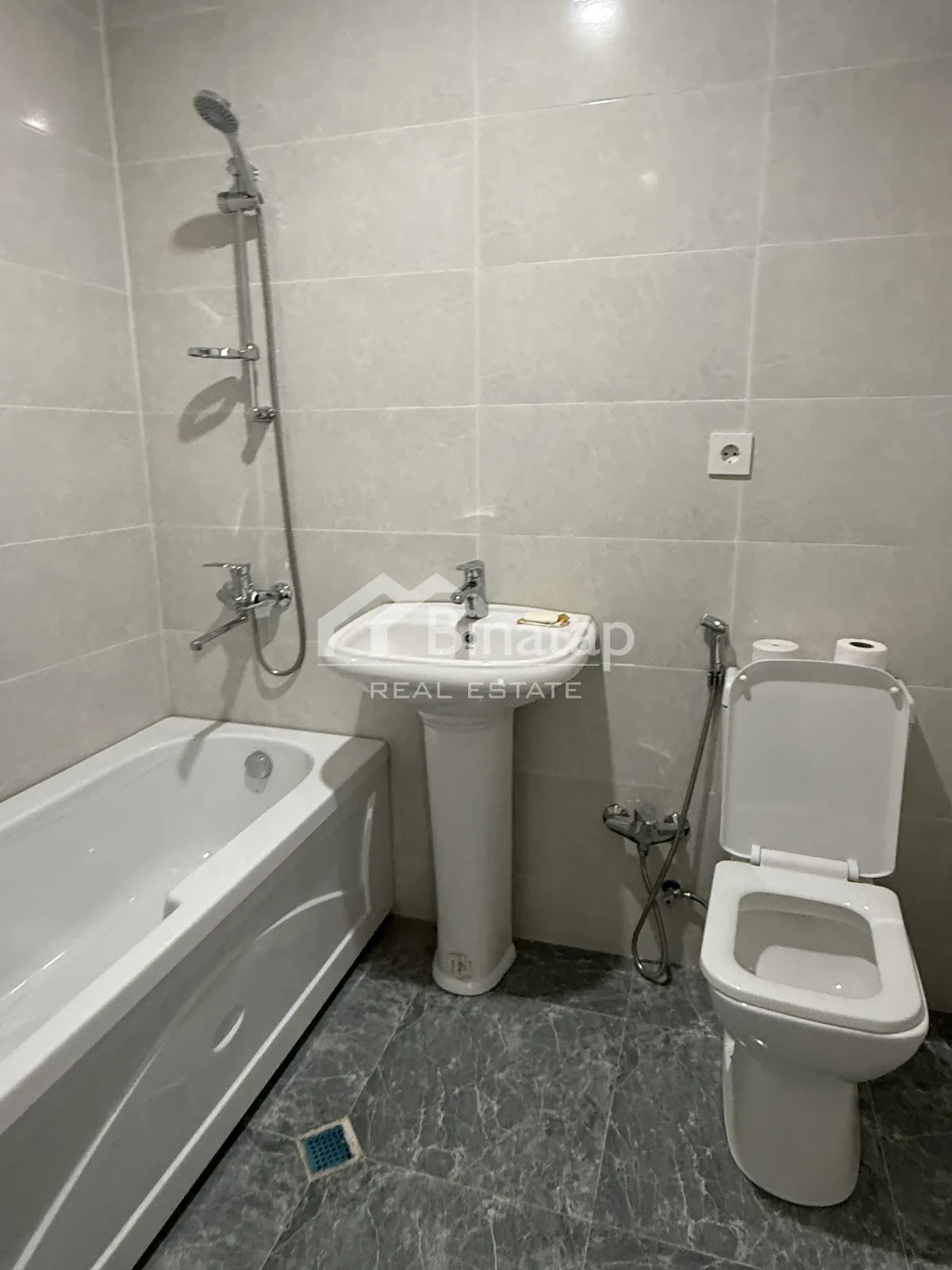 Сдаётся 4-комн. новостройка 110 м², Сумгайыт (центр) р-н — фото 7