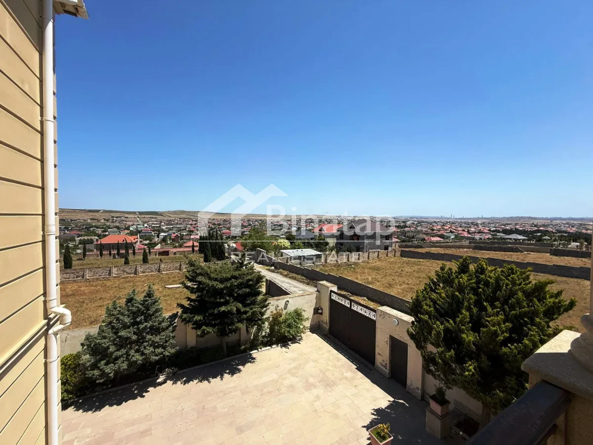 Satılır 5+ otaqlı həyət evi / bağ evi 300 m², Novxanı qəs. — şəkil 7