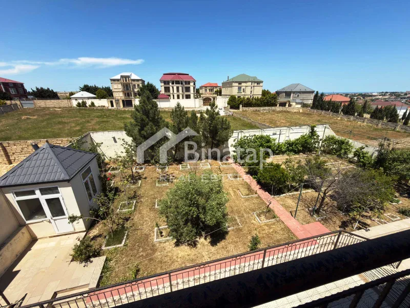 Satılır 5+ otaqlı həyət evi / bağ evi 300 m², Novxanı qəs. — şəkil 8