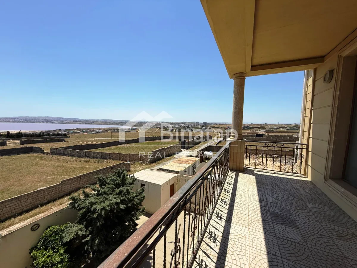 Satılır 5+ otaqlı həyət evi / bağ evi 300 m², Novxanı qəs. — şəkil 11
