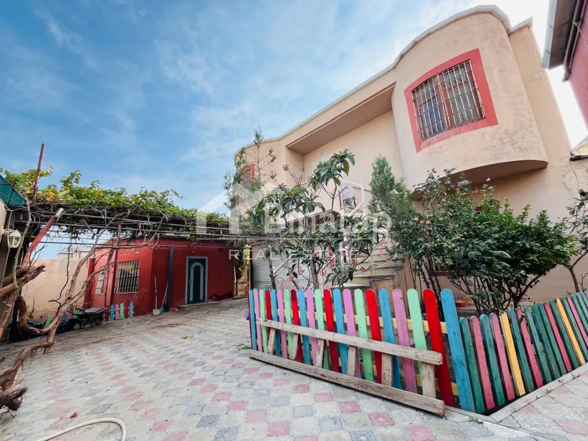Satılır 5+ otaqlı həyət evi / bağ evi 340 m², Masazır qəs. — şəkil 1