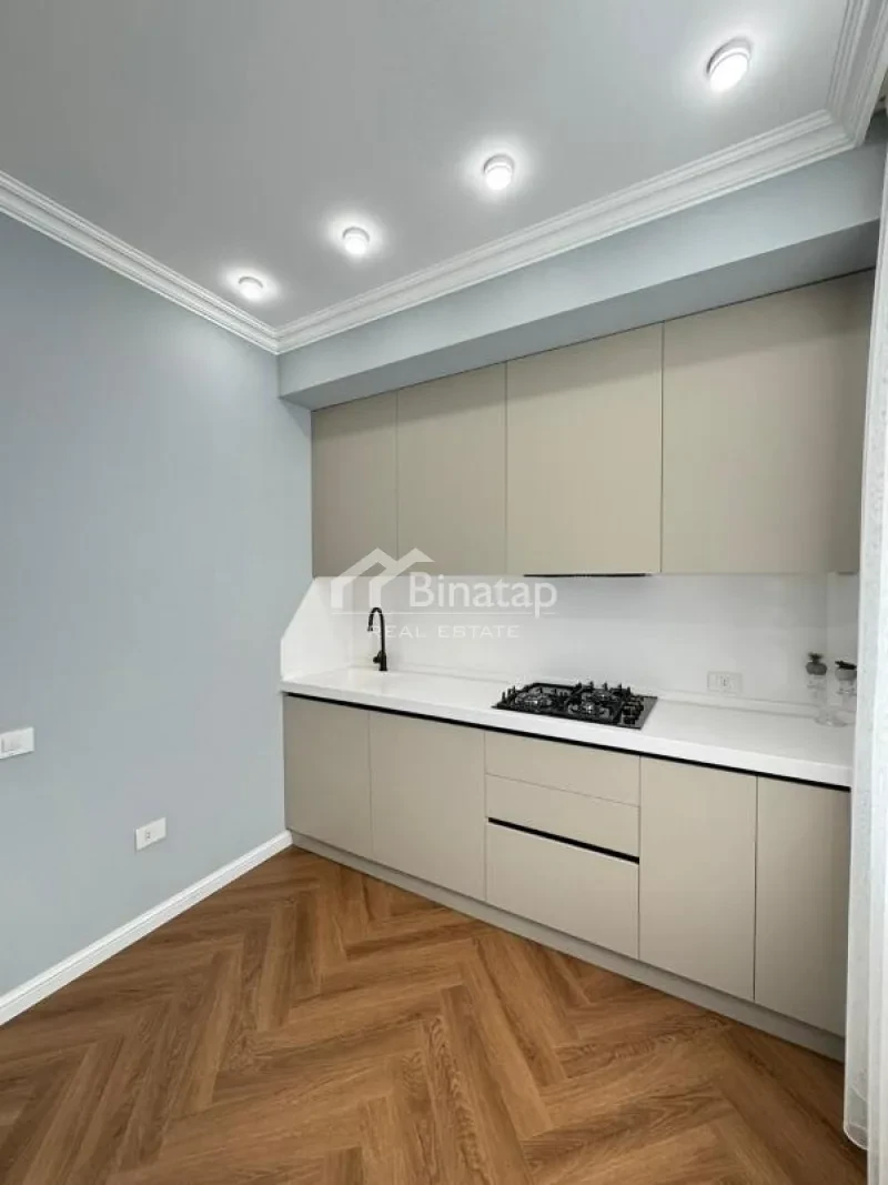 Satılır 2 otaqlı köhnə tikili 45 m², Gənclik m. — şəkil 10